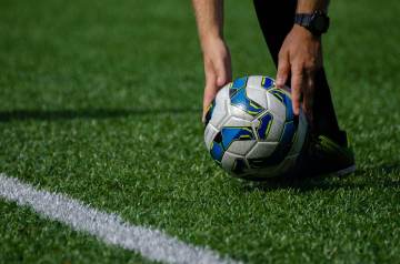 央视硬刚FIFA漫天要价底气何来？（配图示意）